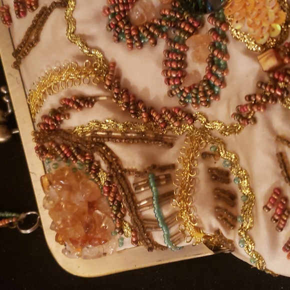 Vintage Art Deco Beaded Evening Bag with Beaded Fringe - Picture 4 of 10